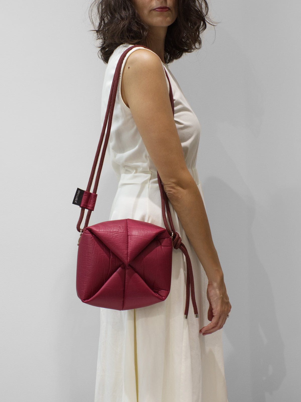 Ātoi Cubic Bag - Garnet